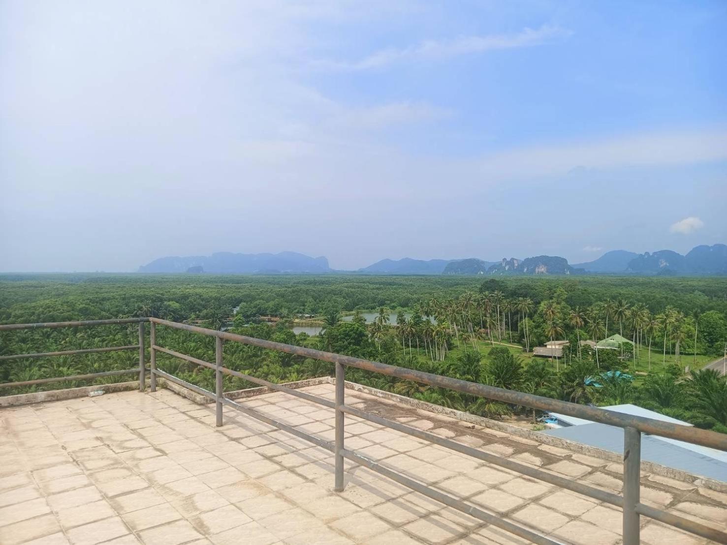 The Ozone Krabi Condotel Exterior photo